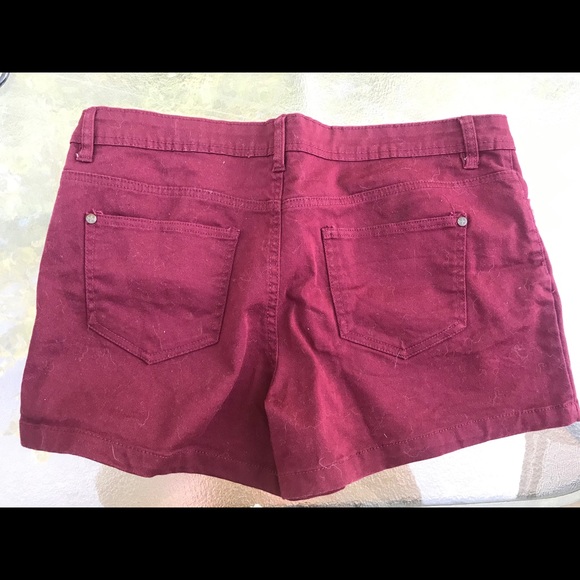 Burgundy Jean Shorts - Picture 3 of 3